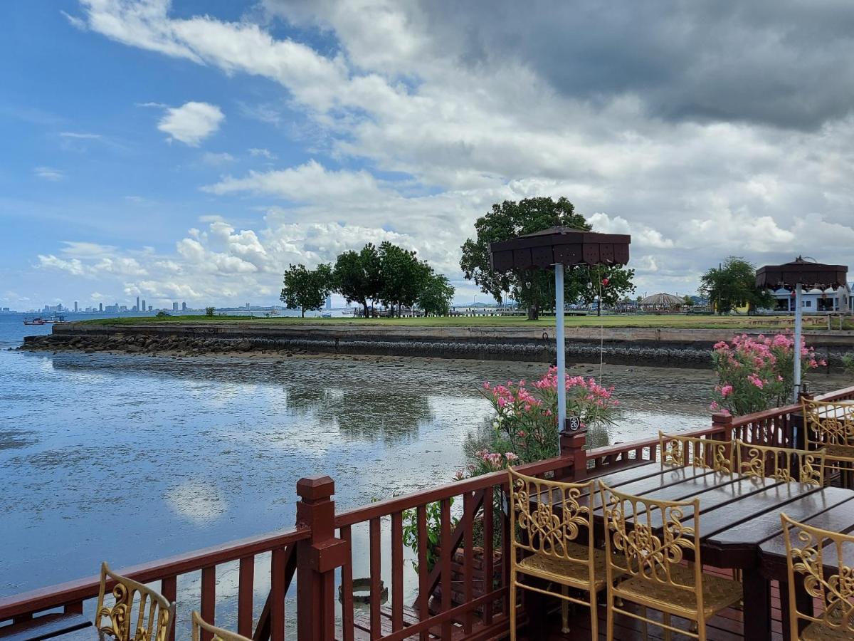 Hotel Ruan Talay Bangsaray Chonburi Exterior foto