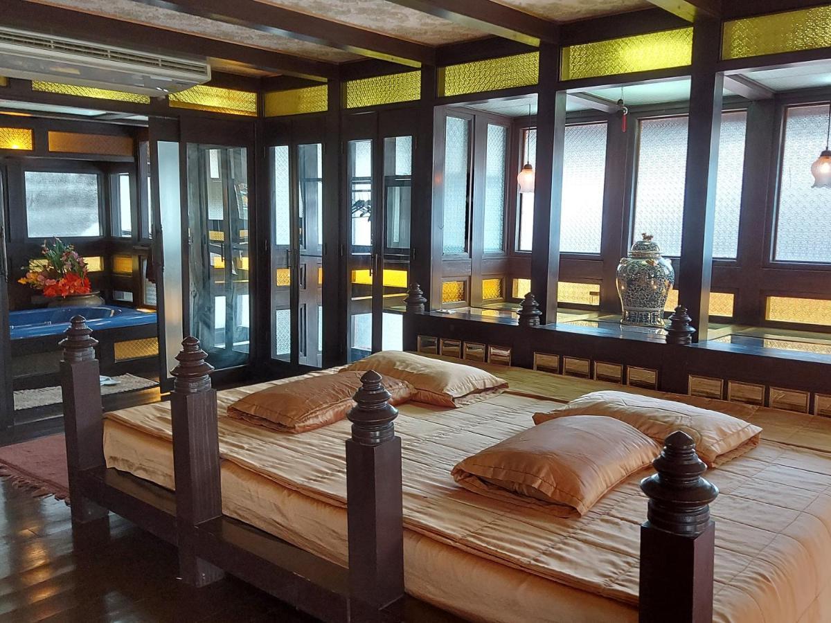 Hotel Ruan Talay Bangsaray Chonburi Exterior foto