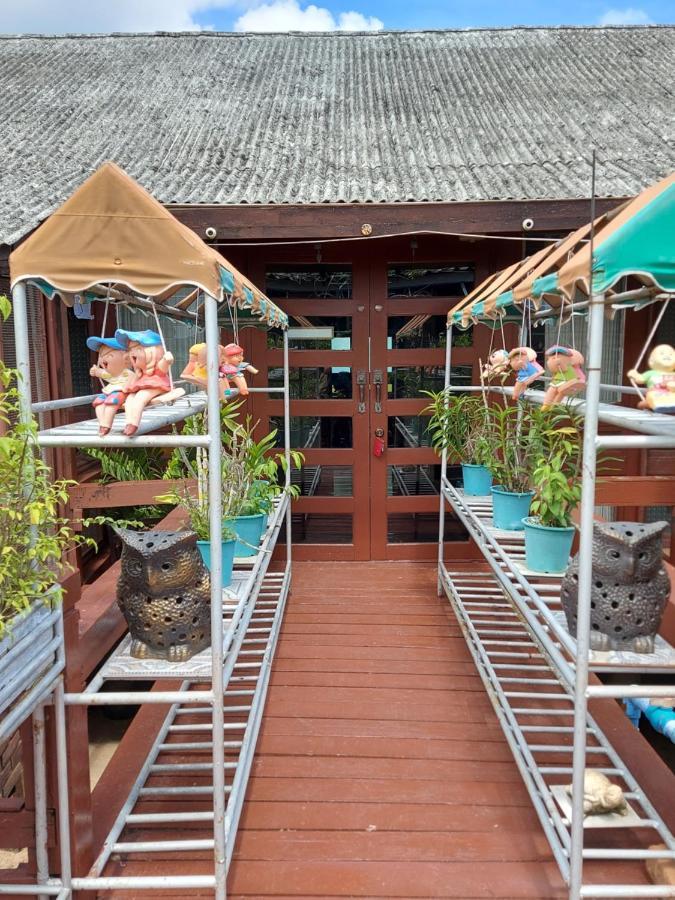 Hotel Ruan Talay Bangsaray Chonburi Exterior foto